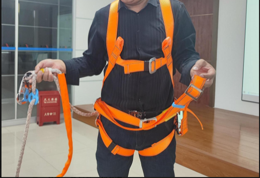 高空作業(yè)保險(xiǎn)帶更新啦！
